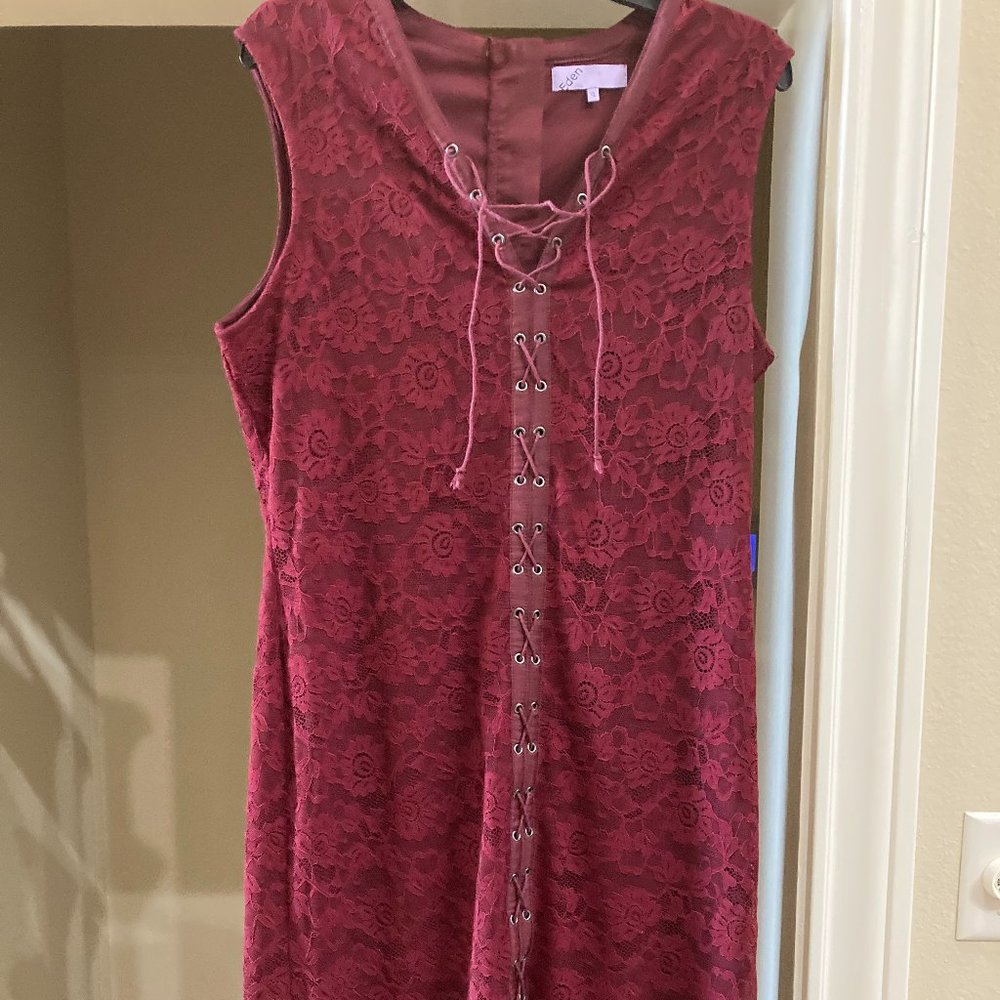 Burgundy Lace Bodycon Eden Dress XL-24hr sale!!!!